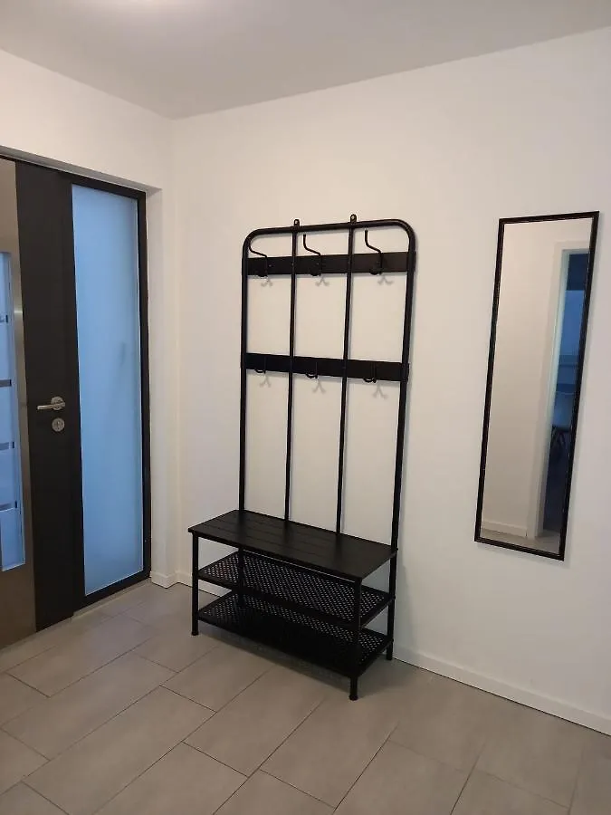 Neubau Appartement Mit Terasse, Privater Eingang,Parkplatz,Kueche Fürth Apartment